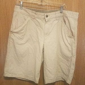 Columbia Khaki 36x11 Shorts